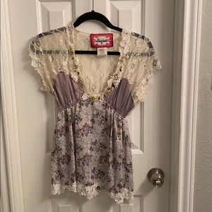 Unique size XS Meghan top